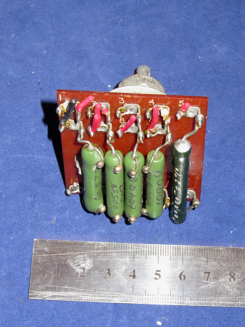 CERAMIC, ROTARY SWITCH, 3 WAY, ANTENNA CHANGEOVER, ON PAXOLIN MOUNT