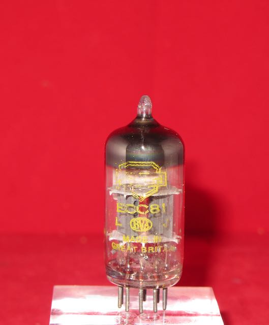 ECC81, MULLARD, OLD SHIELD, YELLOW PRINT, FACTORY CODE, Tk3 B4I4, BLACKBURN 1964 MANUFACTURE