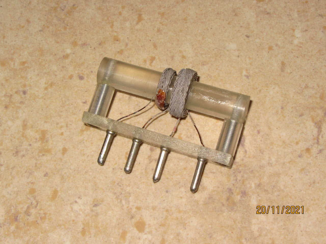 DENCO, RANGE 2, POLYSTYRENE FORMER, 4 PIN COIL, 2 -4.5 MHz ,( TUNED 100pF),
