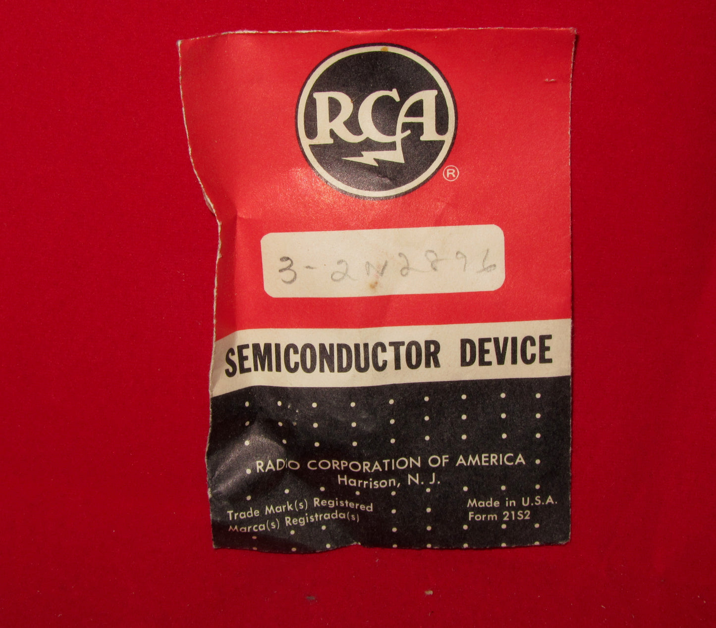 RCA, 2N2896, Bipolar Junction Transistor, NPN ,Type TO-18, Pack of 3, NOS
