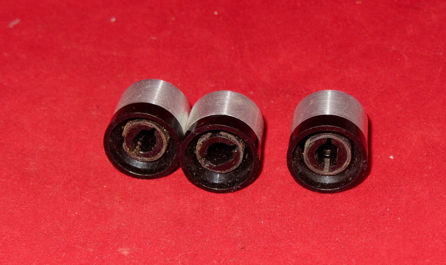 Aluminium Topped Knob, 17mm High, 18mm DIA, 6mm Half Round Shaft, Set of 3x