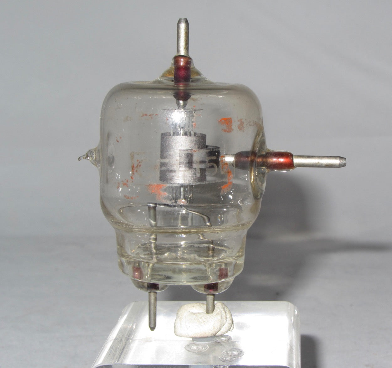 CFT 15-E,  RADAR VALVE,