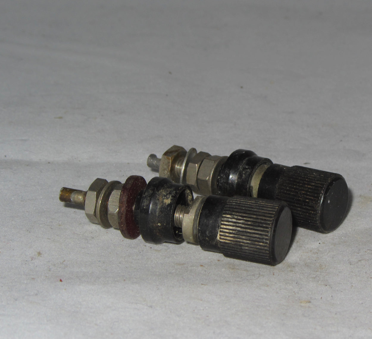 BULGIN BINDING POSTS, BLACK X2