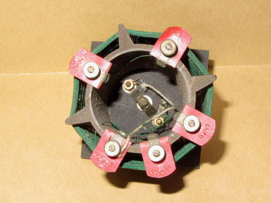 GREEN LITZ, SILK COVERED WIRE, COIL BUILT ON BECOL FORMERS, 1920'S
