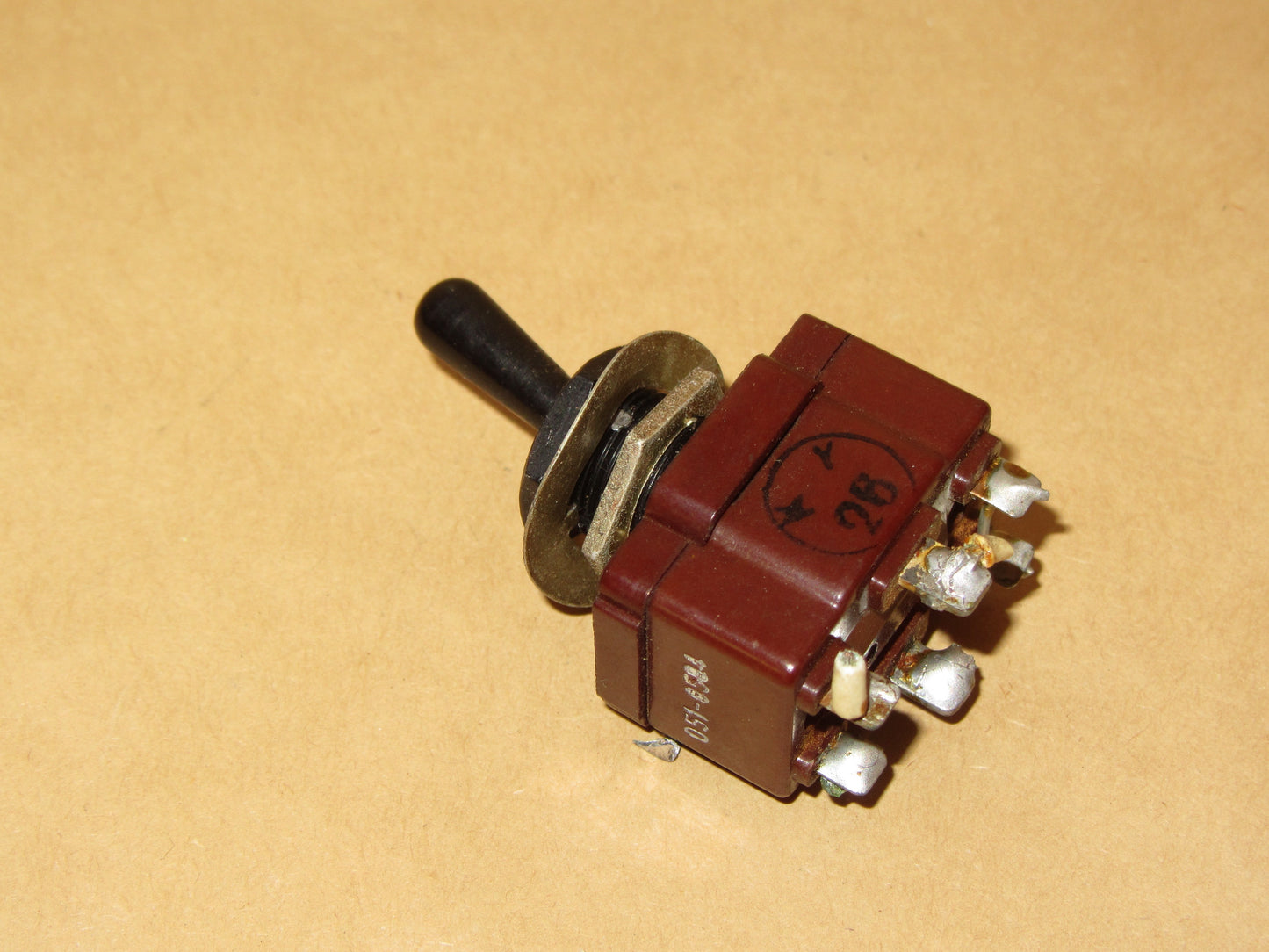 NSF, CH, PEAR DOLLY, DPDT SWITCH, PARKERISED FINISH, AS USED ON RACAL RA17, EX EQUIPT,