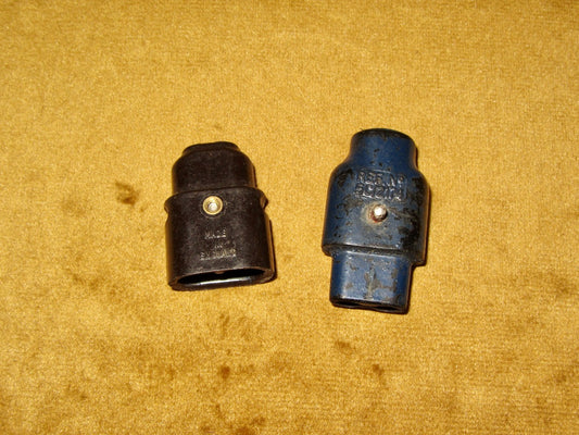 1X Socket  & 1X Plug Type "R" No. 2 5C/2174 Royal Air Force