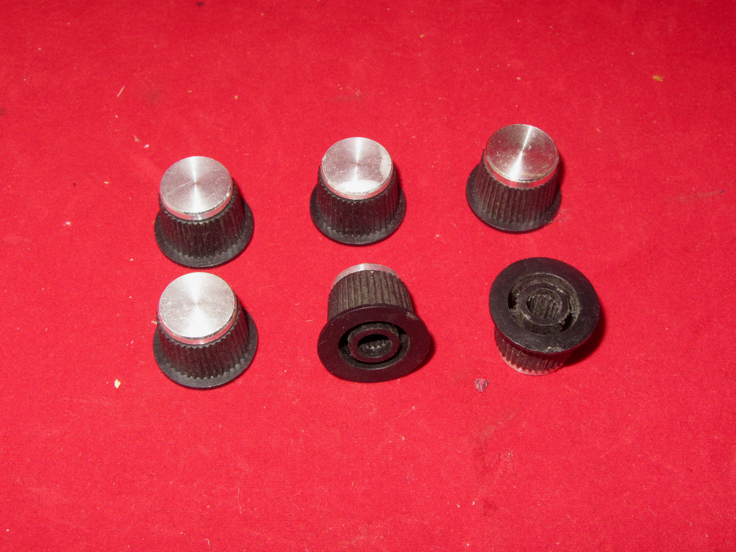 Black Bakelite, Knob, Conical Shaped, Silver Bright, Skirted, 20 mm dia, 6 mm Splined Shaft, 15mm Height