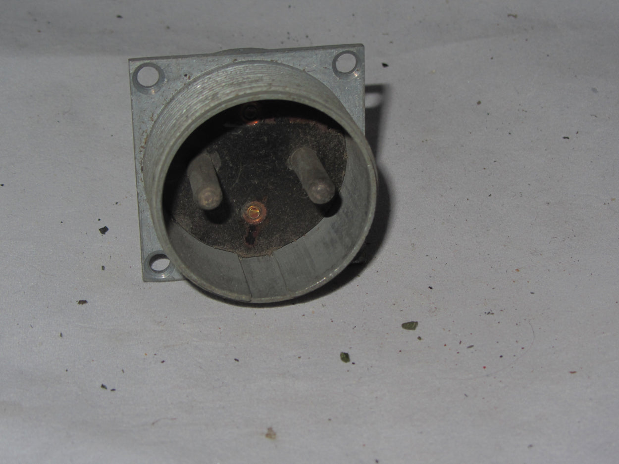 W PLUG, PLESSEY CIRCULAR,  CHASSIS PLUG, 2 WAY, AIR MINIISTRY, GEE, 10H/397