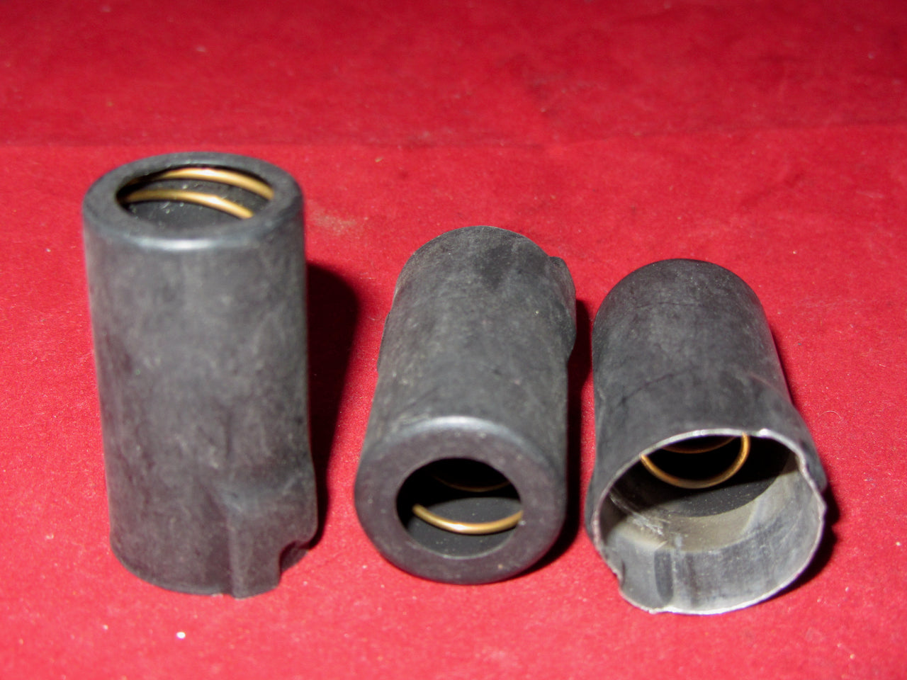 VALVE SCREENING CAN, B7G, BLACK FINISH, 38mm HEIGHT