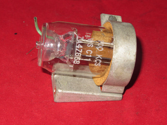 WIRE ENDED. 100KHz, 100KCS, CRYSTAL , GLASS BODY, WITH BRACKET, FOR LARKSPUR WS C11, 19587/8 MANUFACTURE
