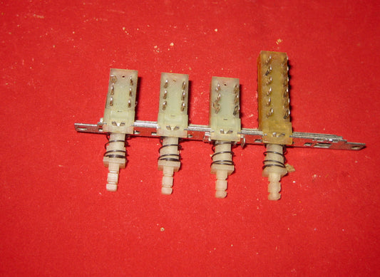 4 Bank, Push Button Switch, May Suit Roberts Radio