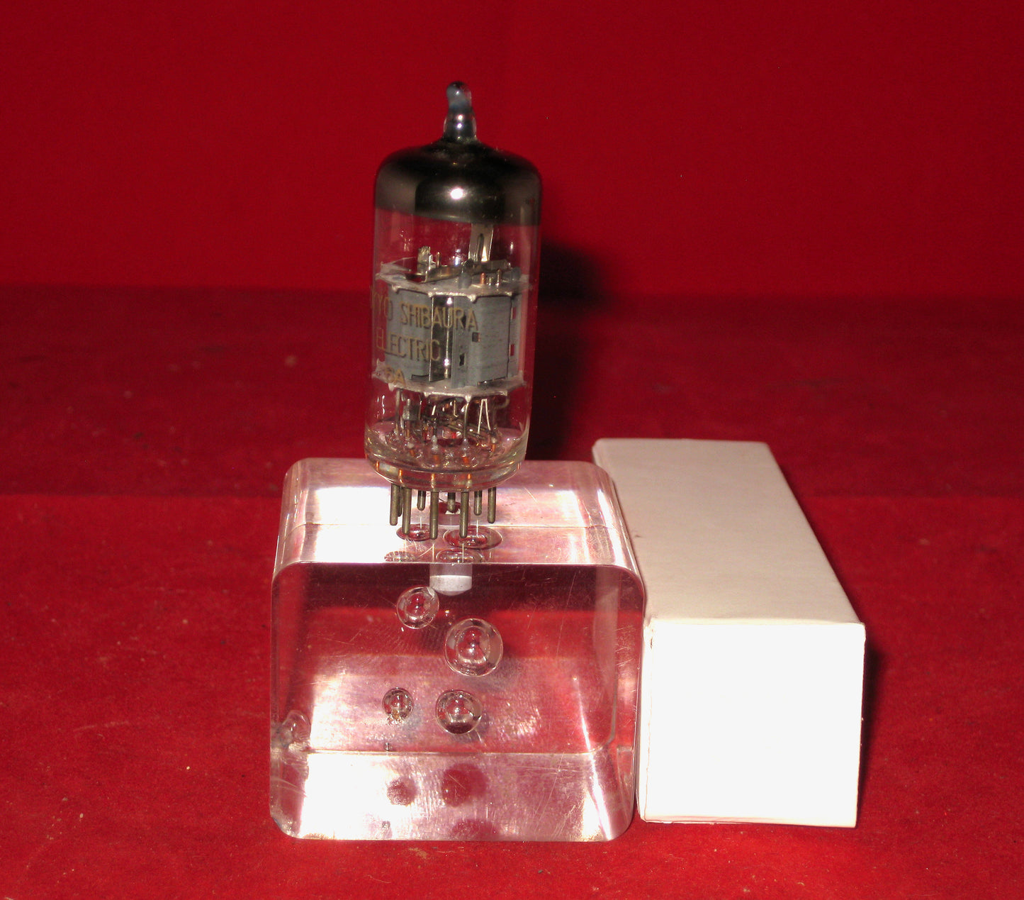 ECF82, TOSHIBA, MATCHED PAIR