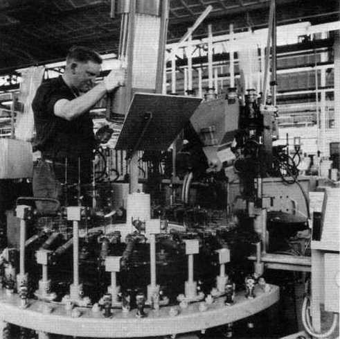 THE MULLARD B9A ENVELOPE MAKING MACHINE