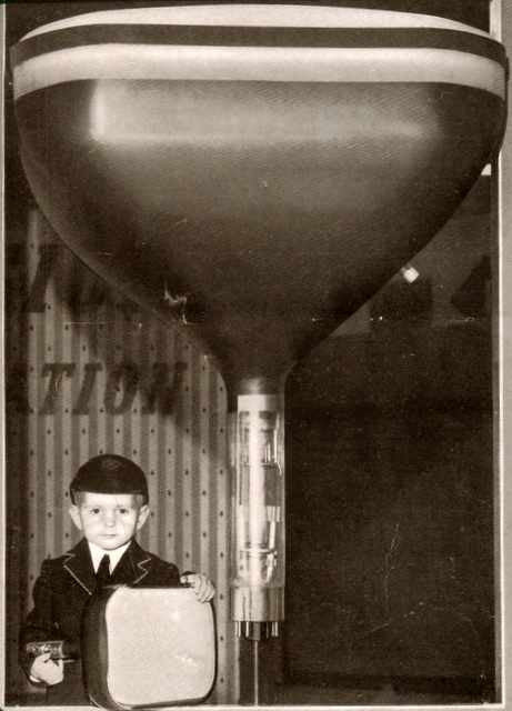 A PHOTO OF ME AS A BOY SHOWING MY CUTE LITTLE ONE