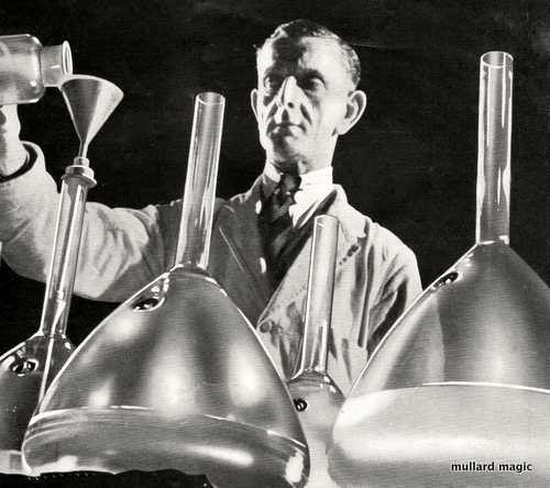 BLACK & WHITE TUBE PHOSPHOR APPLICATION