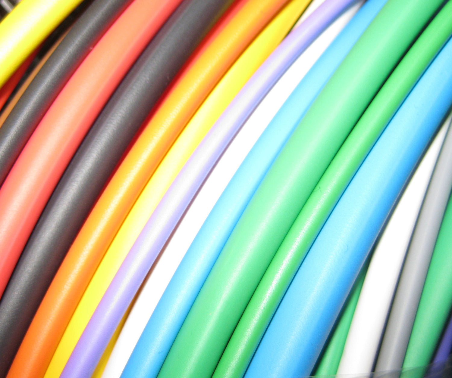 SILK COATED RADIO WIRE, BRAIDED TELCOTHENE SLEEVING & OTHER WIRES