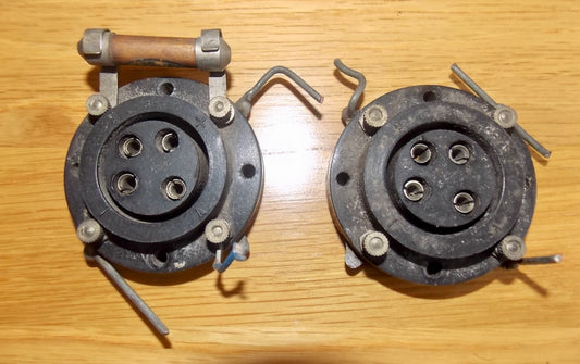 GAMAGES, BLACK BAKELITE, B4, BRITISH 4 PIN,   VALVE BASE,  1929