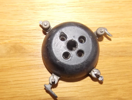LISSEN , B4, BRITISH 4 PIN, EBONITE,  VALVE BASE, CREME BRULEE SHAPE, 1927
