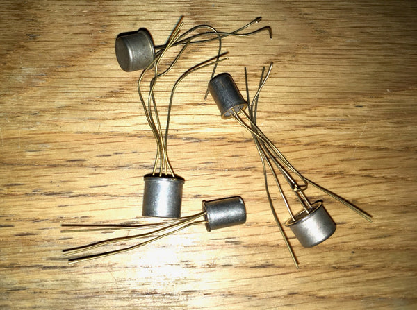 UNMARKED TRANSISTORS X6, GOLD LEADS