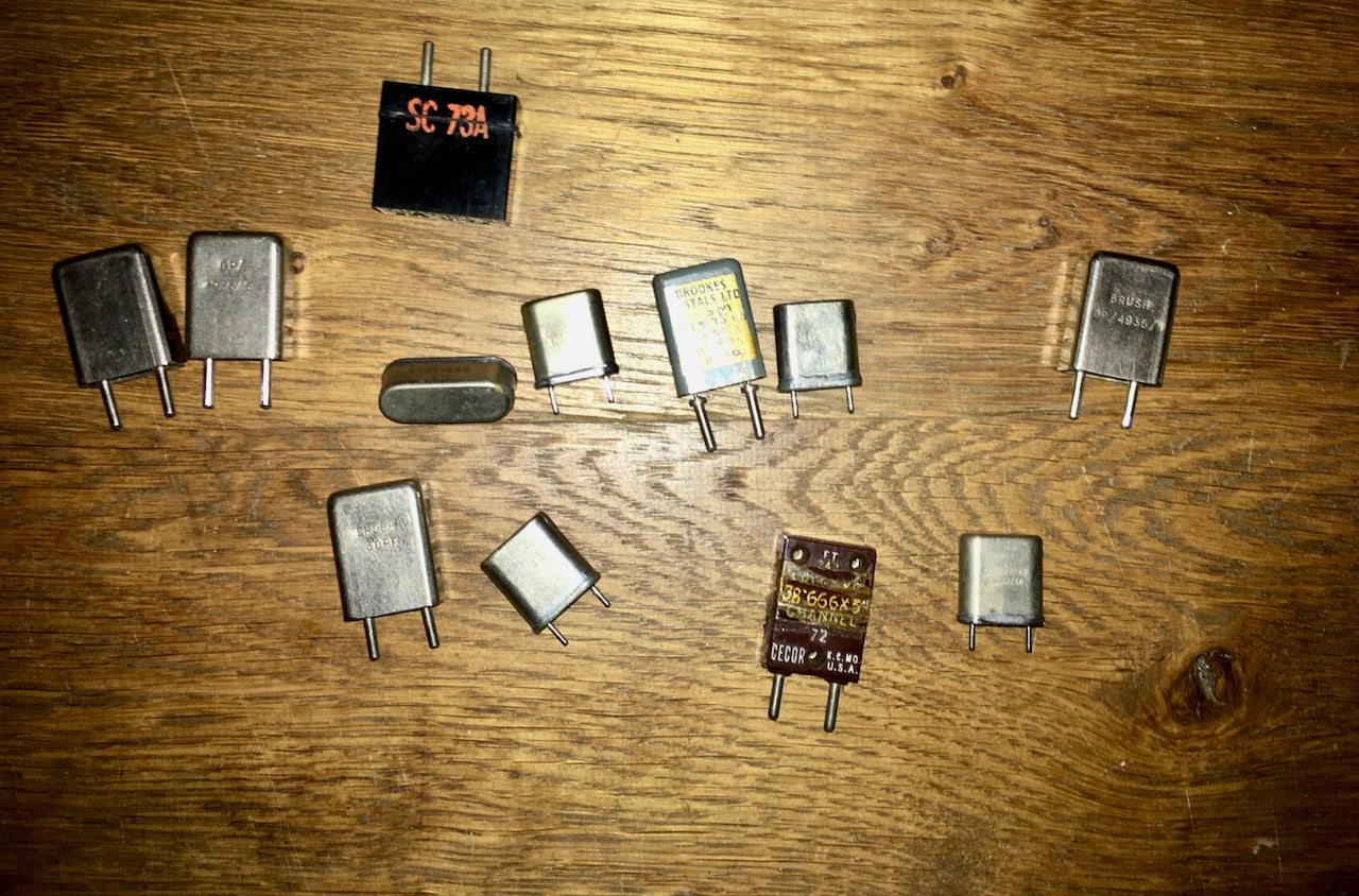 SELECTION OF 12X, ASSORTED CRYSTALS, XTALS, EX MILITARY