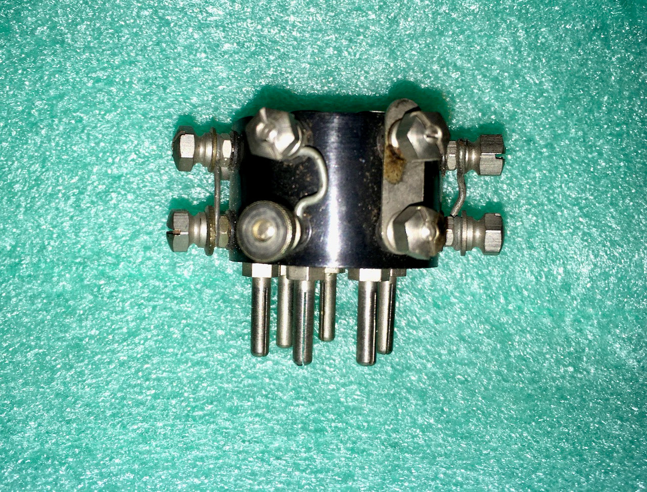 Bulgin, British 7 Pin, B7, Split Anode Valve Adaptor, A17, Unboxed,  1930