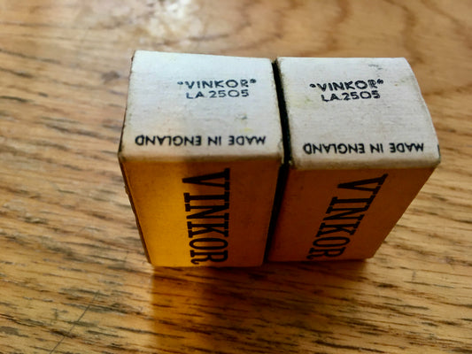Mullard, Vinkor, LA2505