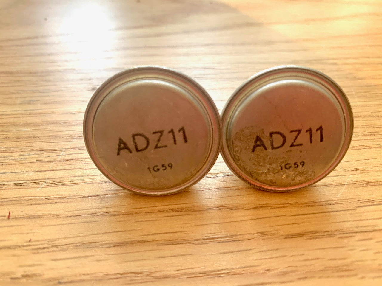 ADZ11  MULLARD TRANSISTOR inverter-transistors in Pye Vanguard FM25 VHF, PNP, TO39