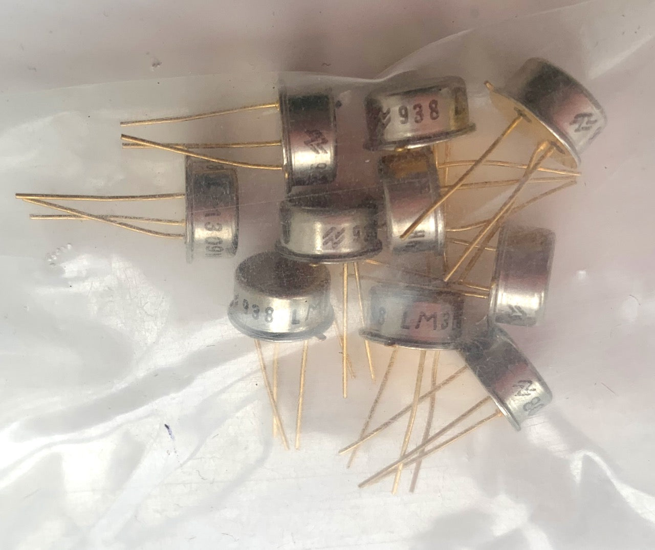 LM309H, NOS, GOLD PINS, 5V VOLTAGE REGULATOR