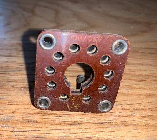 BELLING LEE, AIR MINISTRY, 10 PIN PANEL FEMALE SOCKET, L332, 10H/635, EX EQUIP