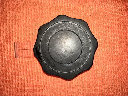 Eddystone, 2.5" Dia, fluted knob, CAT NO. 1076