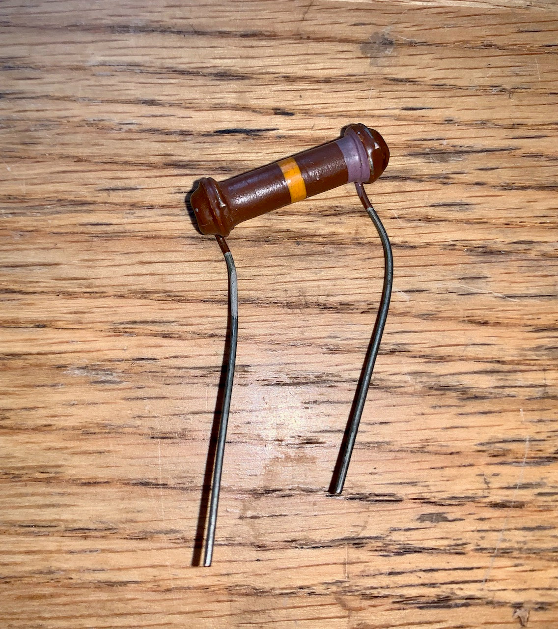 ERIE, DOGBONE, SOLID ROD, CARBON RESISTORS, BODY TIP SPOT TYPE 10A, 17K, 1-2W