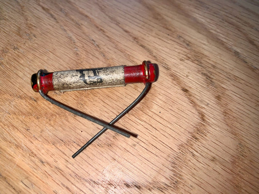 ERIE, DOGBONE, SOLID ROD, CARBON RESISTORS, BODY TIP SPOT TYPE 10A, 2K5, 1-2W
