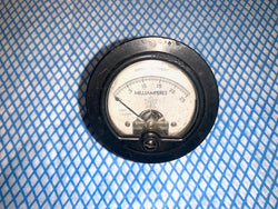 Ammeter, 0-25mA DC, Moving Coil Meter, 2.165 ins mounting dia, Sparton of Canada, Part No 23393, Ex Equipt