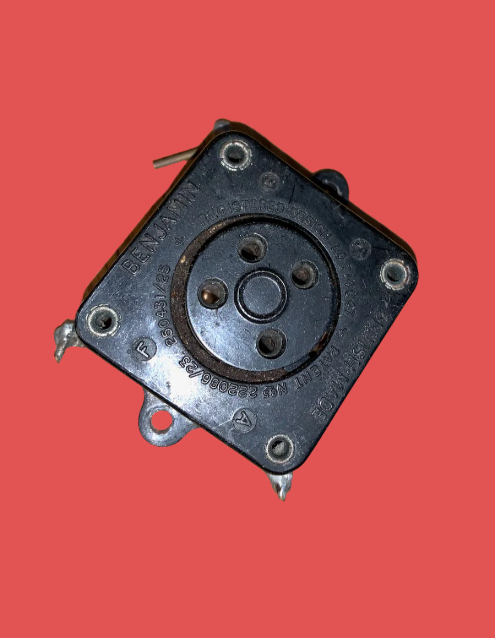 BENJAMIN, B4, BAKELITE, VALVE BASES, 1931, SQUARE SHAPED