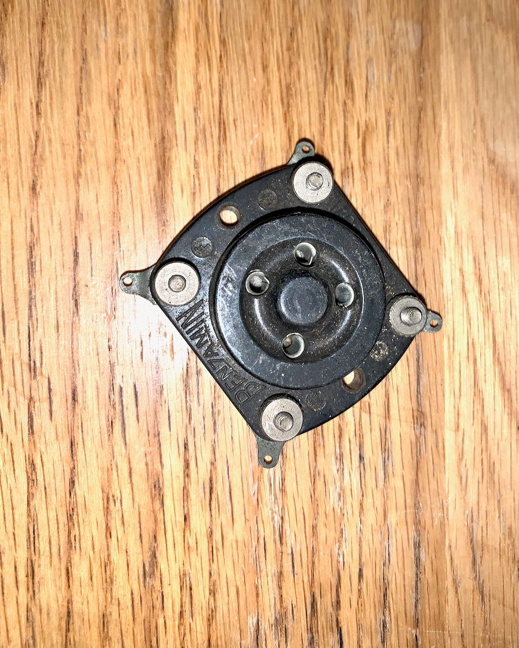 BENJAMIN, B4, BAKELITE, VALVE BASES, 1931, VIBROHOLDER
