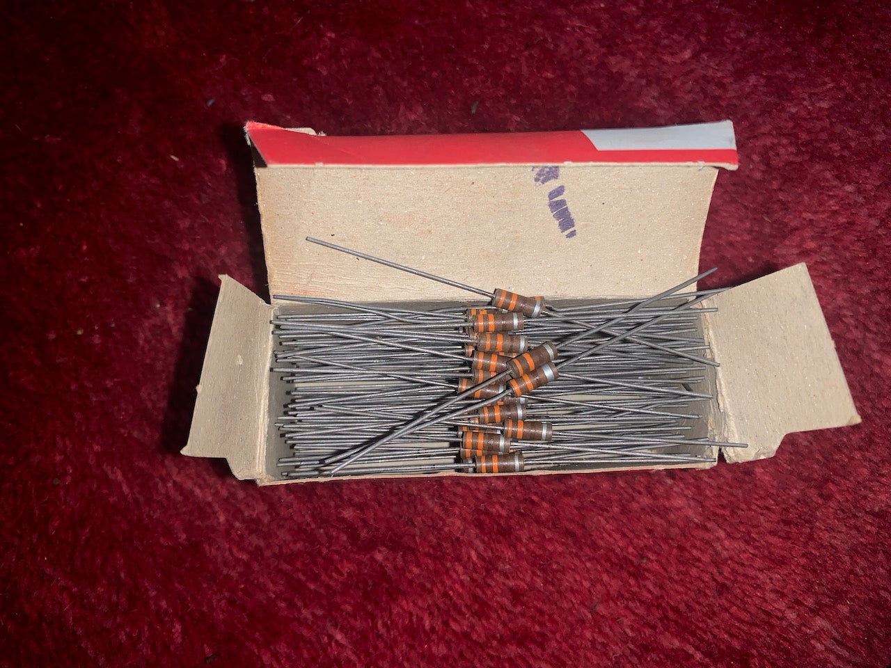 Allen Bradley, Morganite, Carbon composite resistor, Type S, 0.5W 10%, VARIOUS VALUES