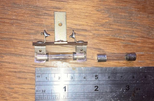 SINGLE POLE 1.25INS FUSE HOLDER, EX EQUIPT