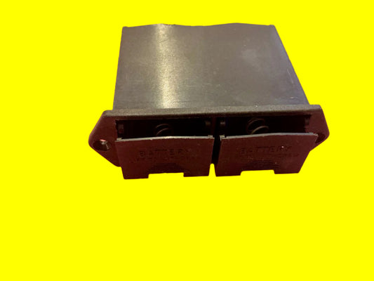 Bulgin,  Twin PP3 Battery Holder, Panel Mount, BX0026