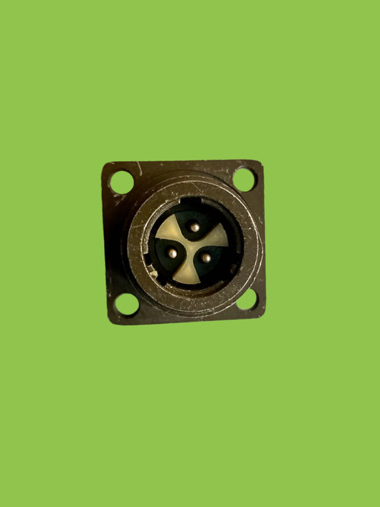 Amphenol NSN, Bulkhead Mount, 3 male pin, Plug, 5935-99-013-1245, NOS