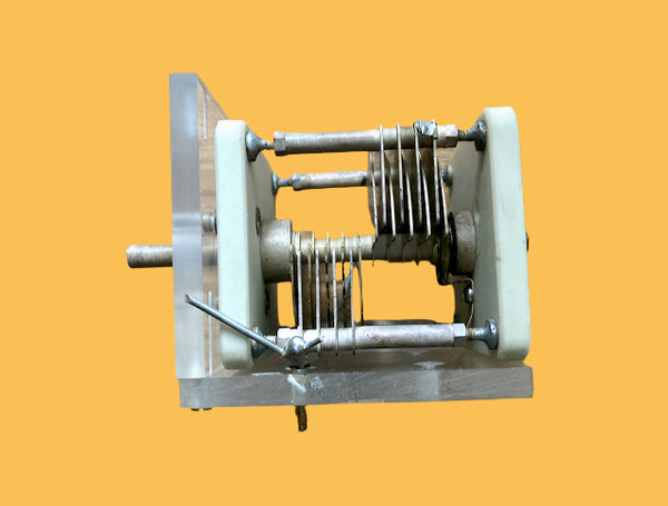 JACKSON BROTHERS, TX5 SPLIT STATOR TRANSMITTING CAPACITOR, 50pF, TYPE C12 5021-10