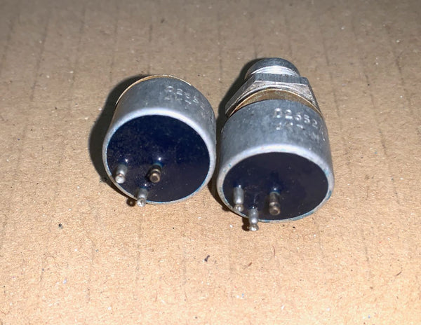 Plessey, PLW, Rotary Potentiometer,  4K7 lin, NOS