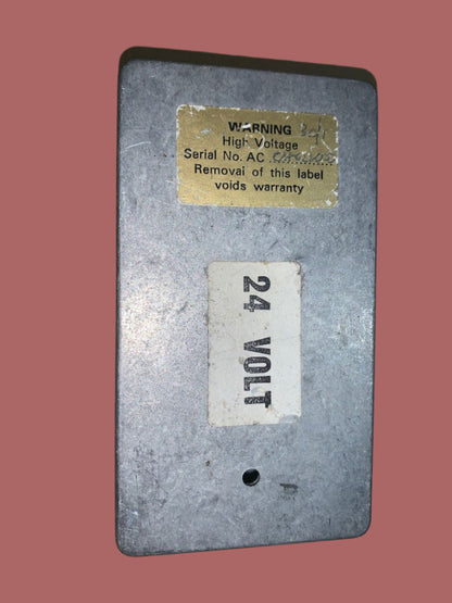 TAINS MALUMINIUM DIECAST, ELECTRONICS PROJECT BOX, 11cm X 6cm X 3cm, CONTAINS TO 24 VDC PSU BOARD