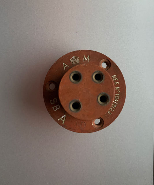 PREWAR, AIR MINISTRY, BRITISH 4 PIN, B4, BROWN, VALVE BASE, 10A/2123, EX EQUIPT