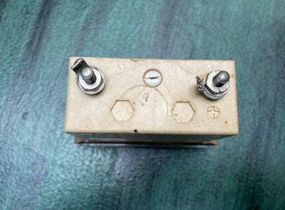 Edge read meter, Ammeter, FSD = 100uA, Scaled -15 - +2 Decibels, EX HARWELL AEA