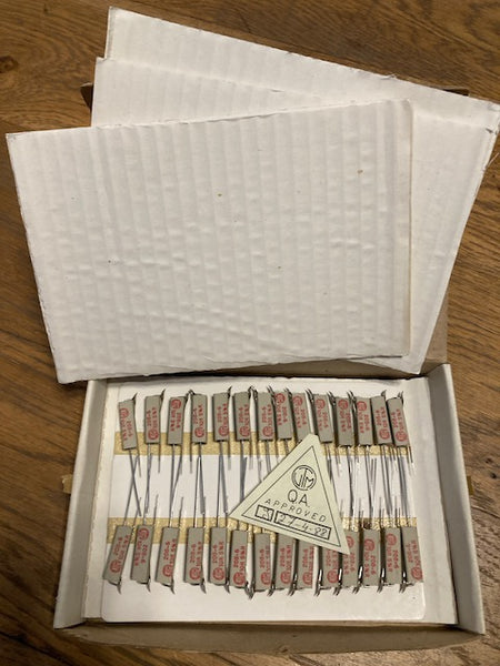 Box of 20+ pcs, NOS, VITROHM, 208-6, 10R, 10 ohm 3W, Fused Ceramic Resistors