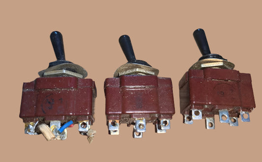 NSF, CH, PEAR DOLLY, DPDT SWITCH,  PARKERISED FINISH, AS USED ON RACAL RA17, EX EQUIPT,