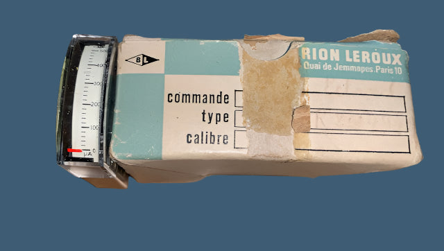 Brion Leroux, edge read meter, ammeter scaled 0 - 500UA, NEW BOXED, 1972 EX HARWELL AEA