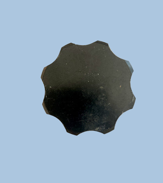 1.75" Dia, fluted knob, 8 Lobe, Brass bushed, screw thread securing, 5mm Shaft