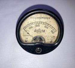 2.25ins dia.,  2.0 ins mounting aperture, Thermocouple Ammeter, Air Ministry, 10A/7818, Scaled 0-500 mA,