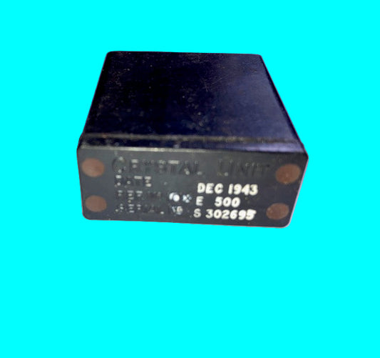 AIR MINISTRY, BAKELITE CASED, CRYSTAL  10X/E500, DATED DEC 1943
